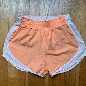 Nike Tennis Shorts Women's Small Peach Color